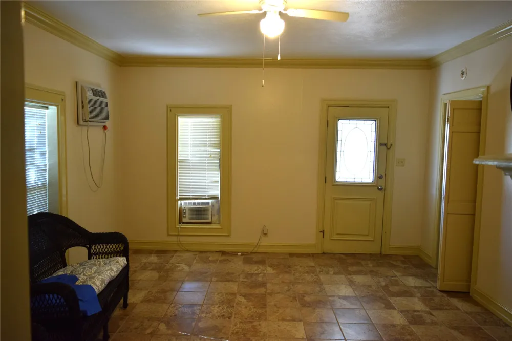 741 County Road 1222 Grand Saline, TX 75140