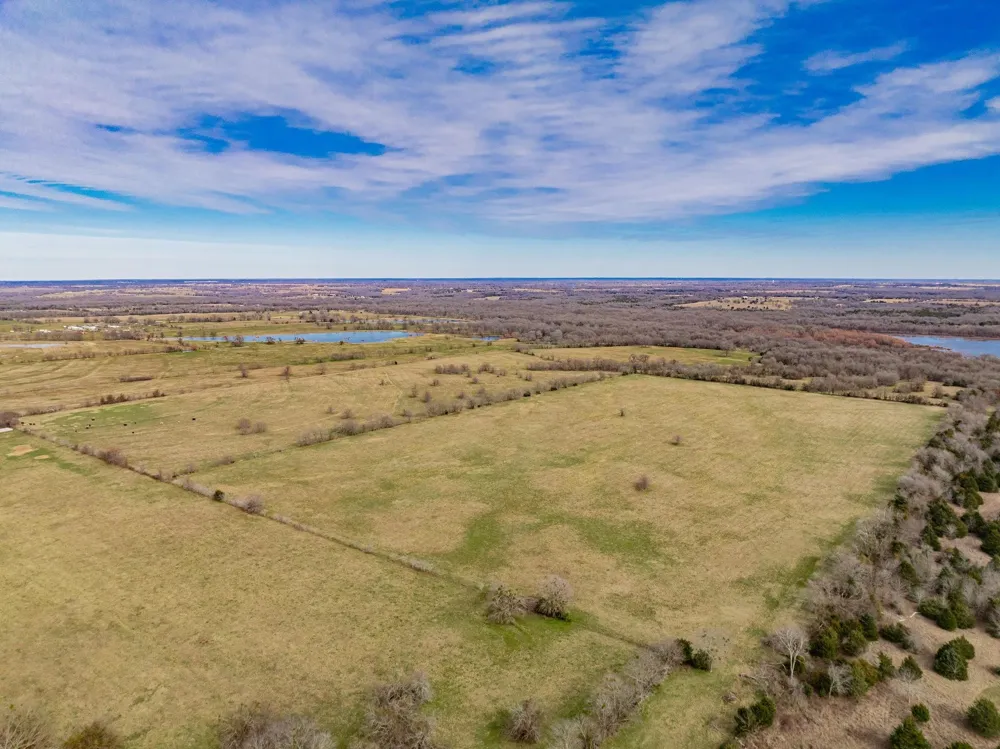 352 Rs County Road 1605 Point, TX 75472