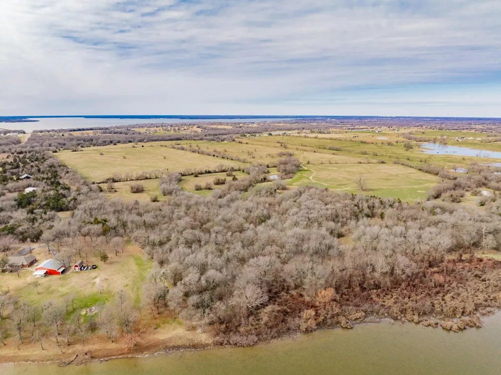 352 Rs County Road 1605 Point, TX 75472