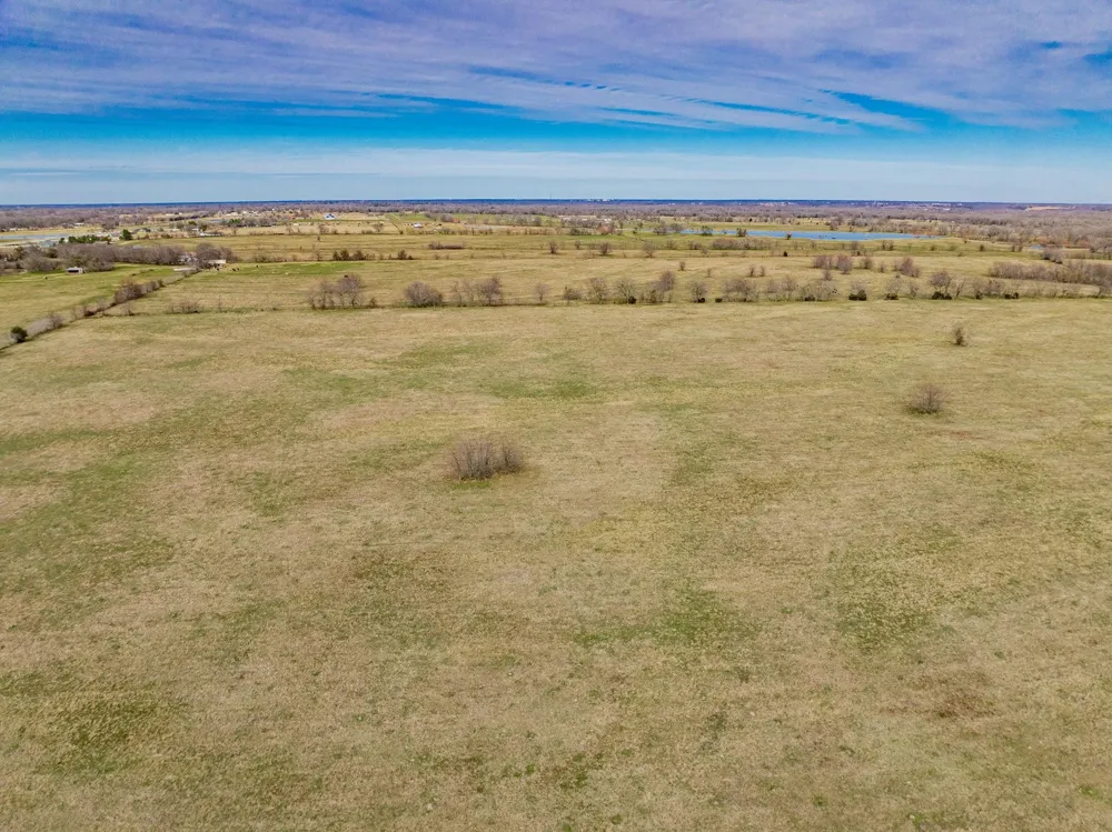 352 Rs County Road 1605 Point, TX 75472