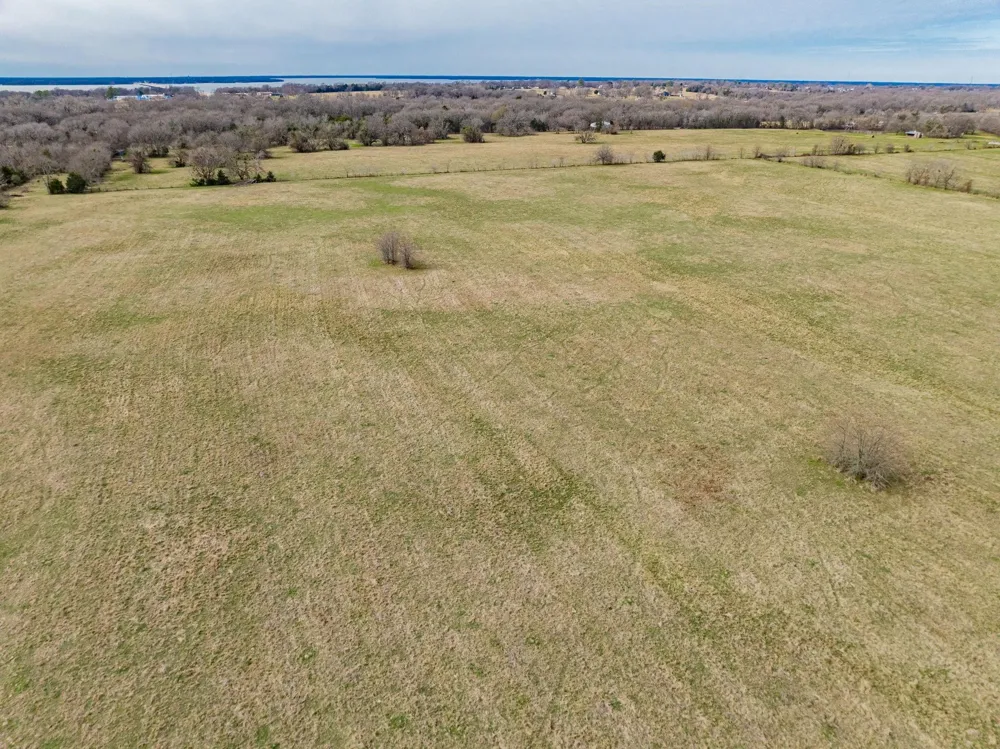 352 Rs County Road 1605 Point, TX 75472
