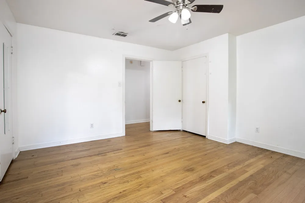 2414 S Martin Street Kilgore, TX 75662
