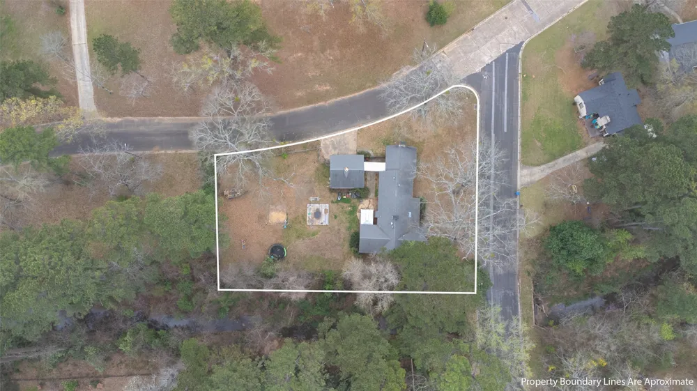 2414 S Martin Street Kilgore, TX 75662