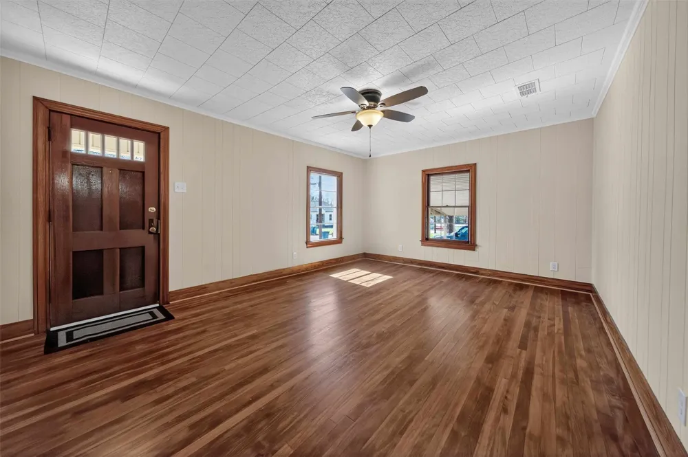404 Rogers Avenue Henderson, TX 75654