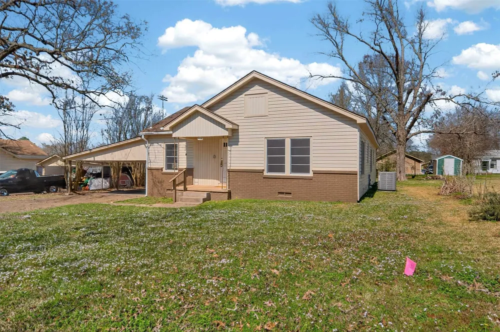 404 Rogers Avenue Henderson, TX 75654