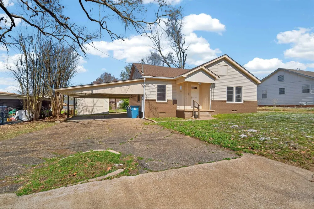 404 Rogers Avenue Henderson, TX 75654