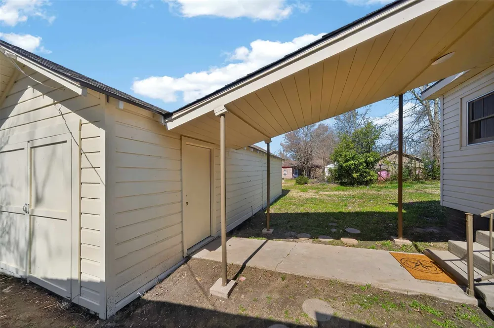 404 Rogers Avenue Henderson, TX 75654