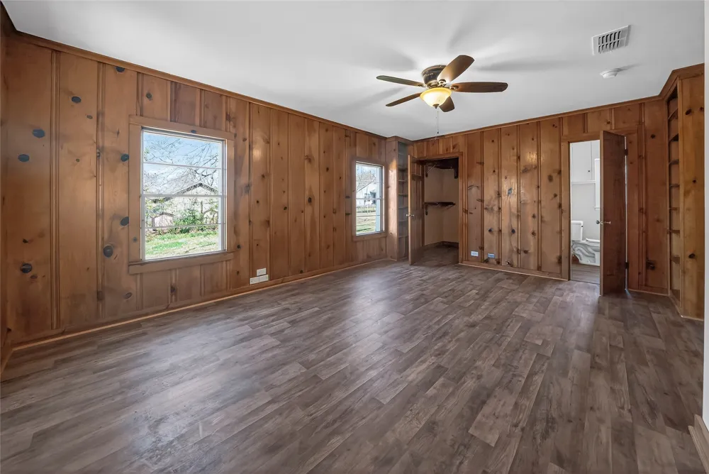 404 Rogers Avenue Henderson, TX 75654