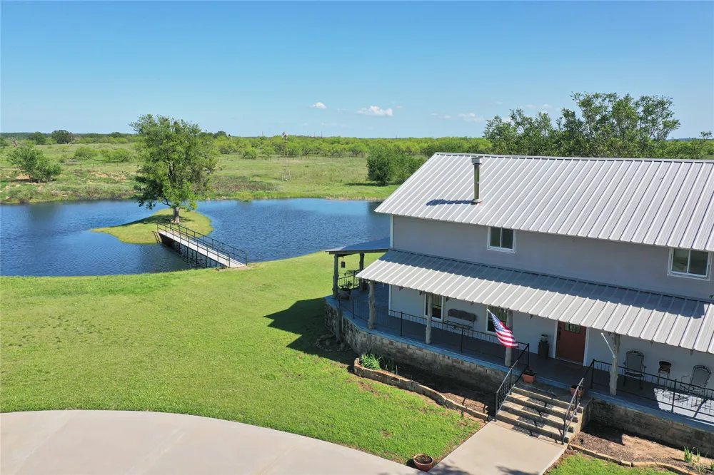 8617 Farm to Market 175 Jacksboro, TX 76458