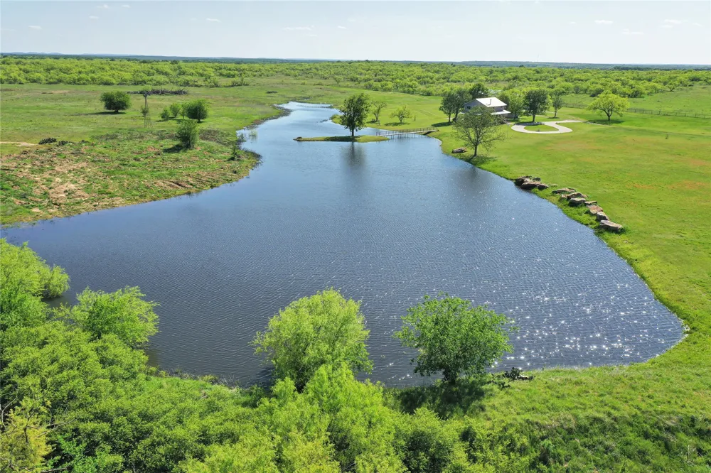 8617 Farm to Market 175 Jacksboro, TX 76458