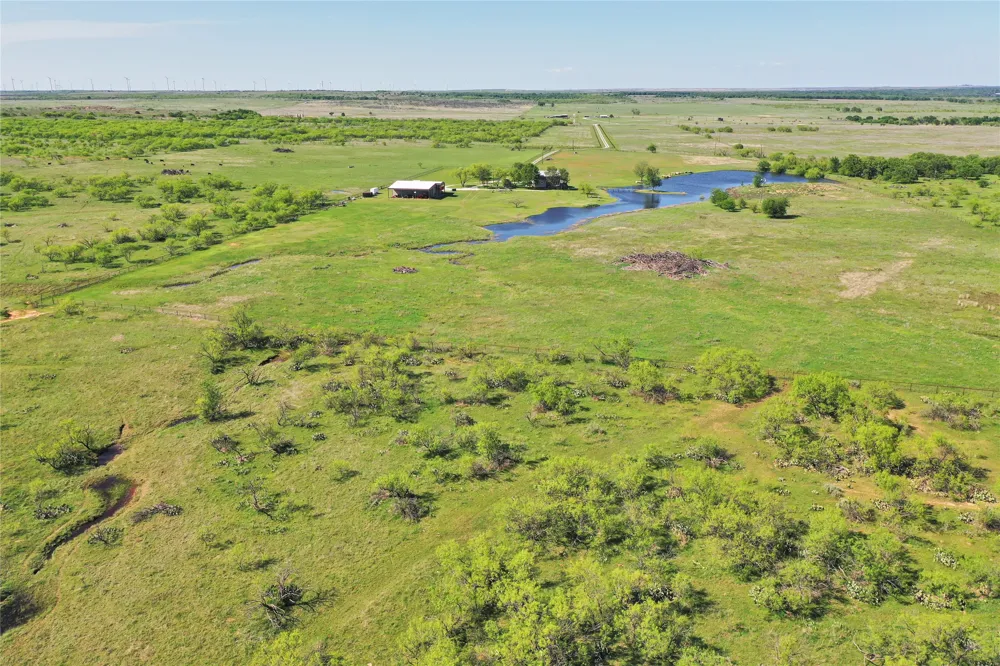 8617 Farm to Market 175 Jacksboro, TX 76458