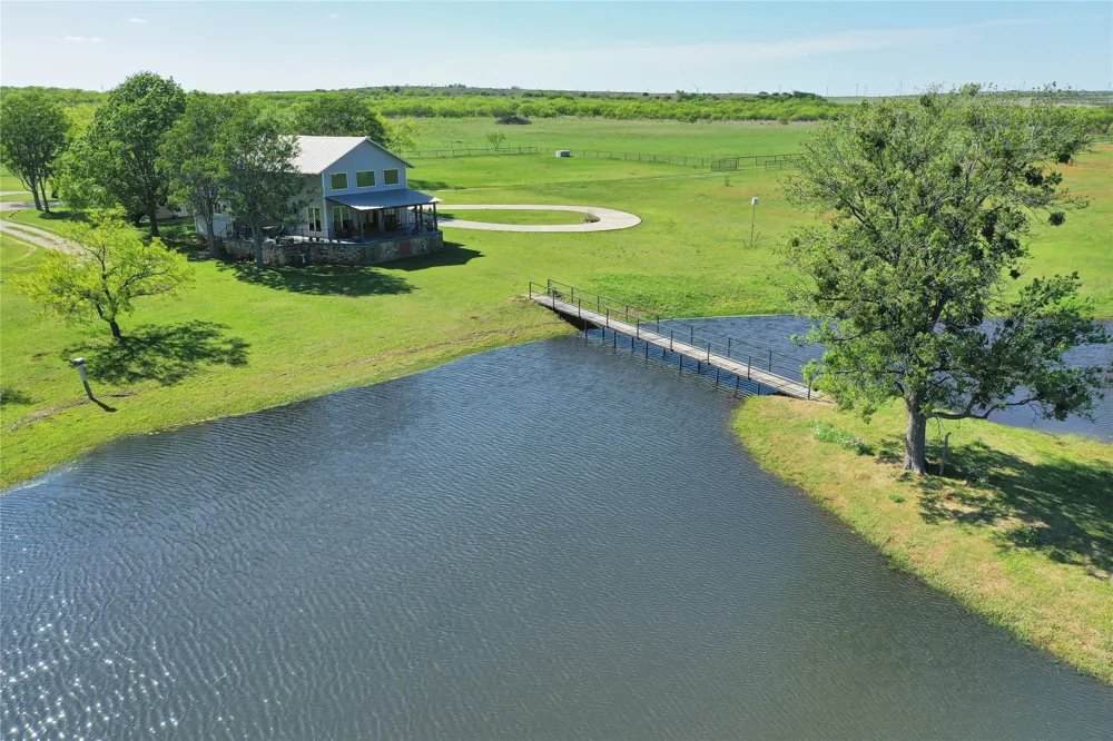 8617 Farm to Market 175 Jacksboro, TX 76458