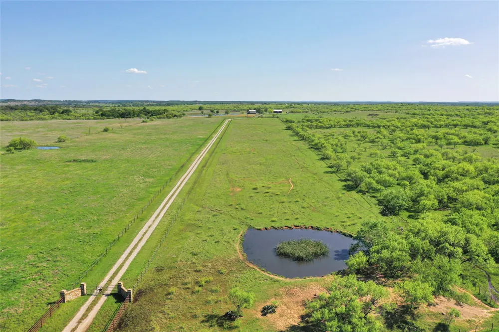 8617 Farm to Market 175 Jacksboro, TX 76458