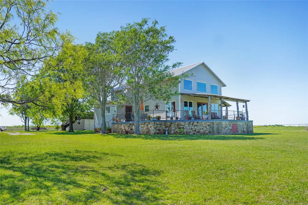 8617 Farm to Market 175 Jacksboro, TX 76458