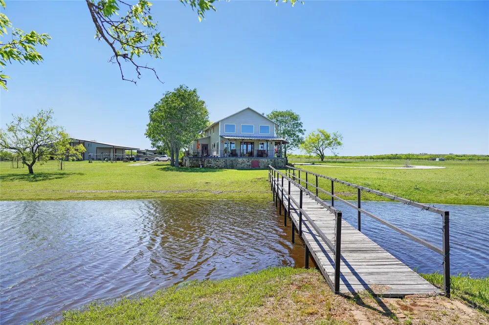 8617 Farm to Market 175 Jacksboro, TX 76458