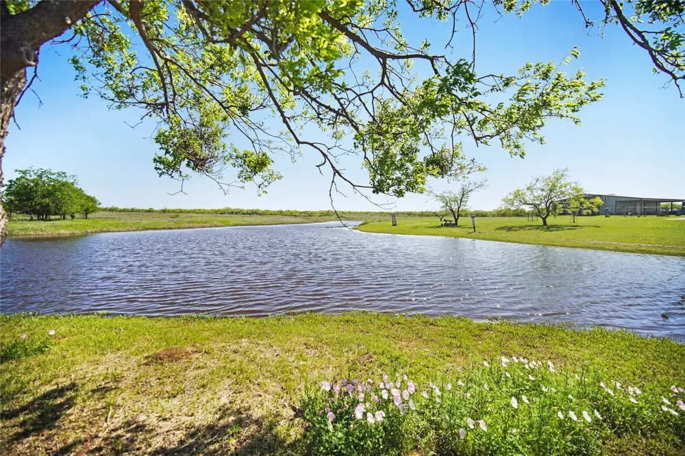 8617 Farm to Market 175 Jacksboro, TX 76458