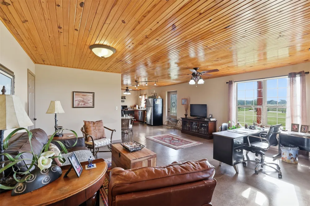 8617 Farm to Market 175 Jacksboro, TX 76458