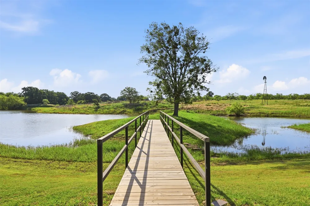 8617 Farm to Market 175 Jacksboro, TX 76458