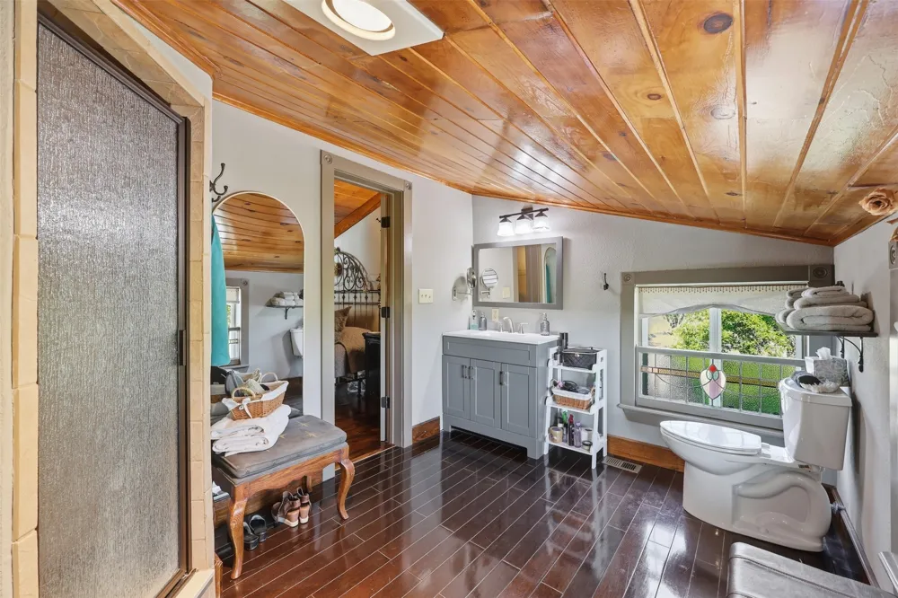8617 Farm to Market 175 Jacksboro, TX 76458
