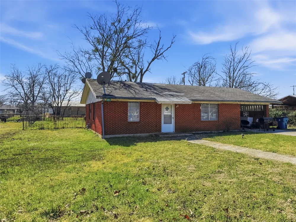 367 W Allen Street Evant, TX 76525