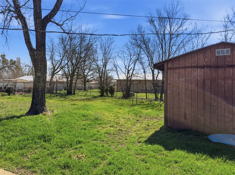367 W Allen Street Evant, TX 76525