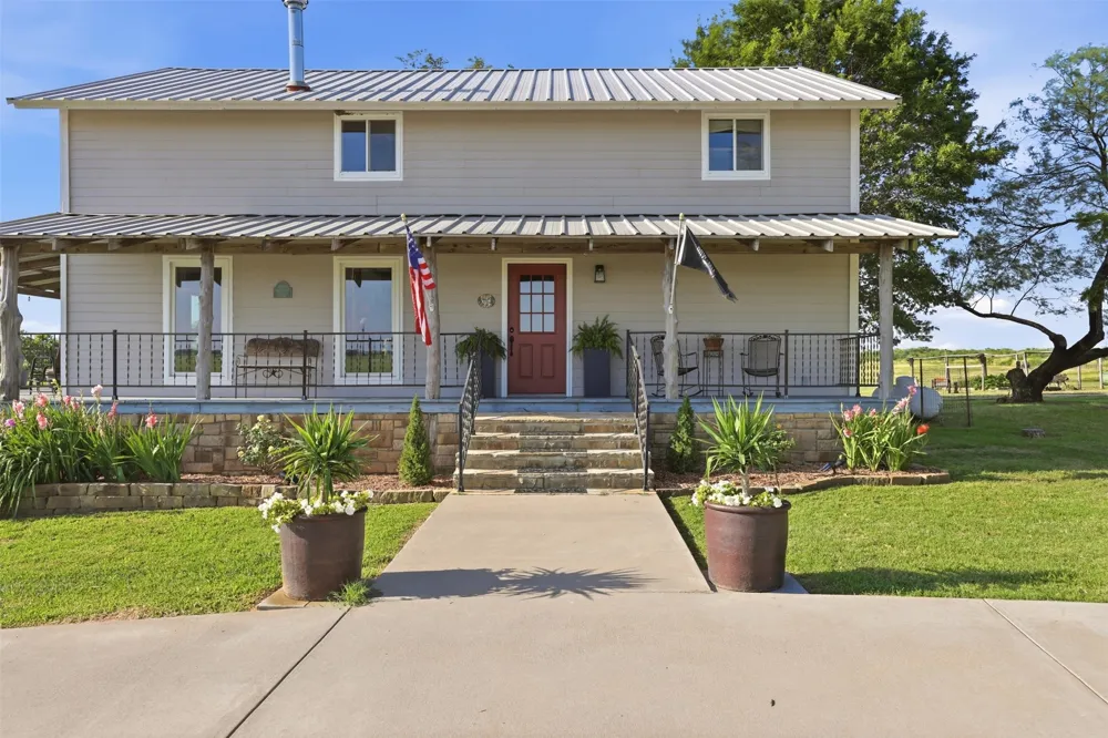8617 FM 175 Jacksboro, TX 76458
