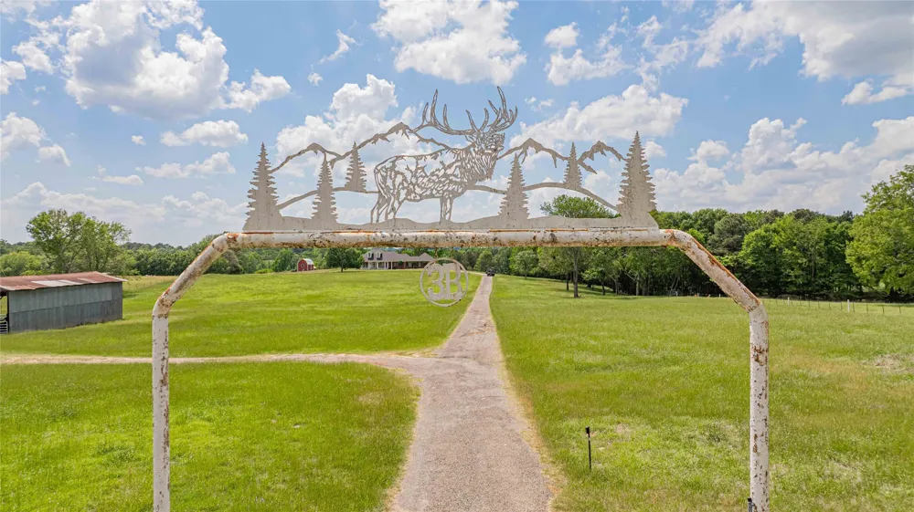 1855 Phillips Springs Road Gladewater, TX 75647