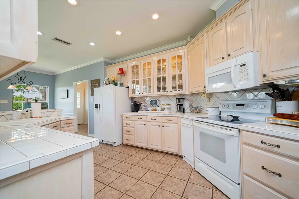 1855 Phillips Springs Road Gladewater, TX 75647