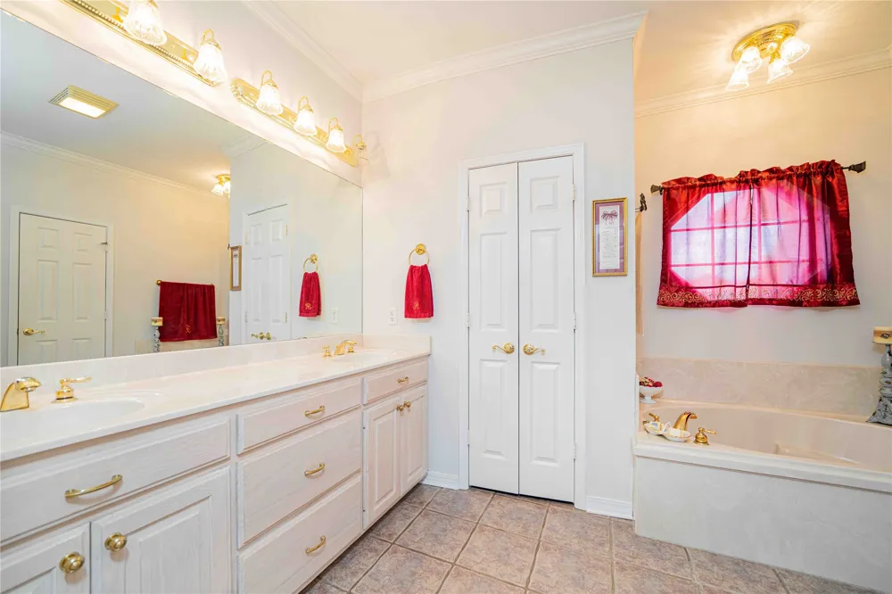 1855 Phillips Springs Road Gladewater, TX 75647