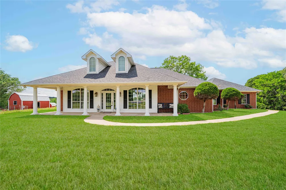 1855 Phillips Springs Road Gladewater, TX 75647