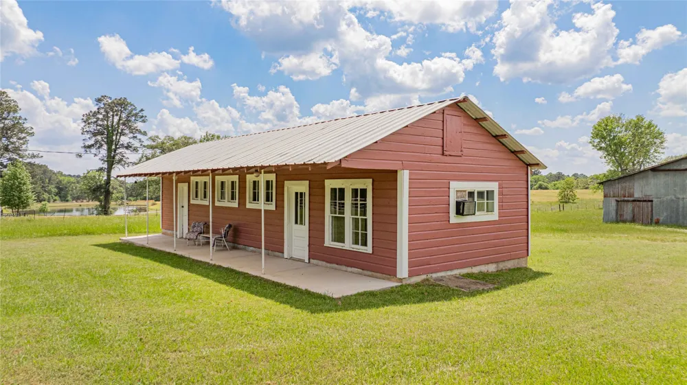 1855 Phillips Springs Road Gladewater, TX 75647