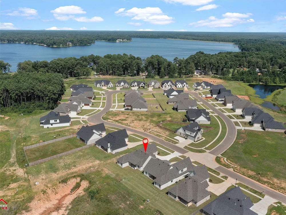 37 Turtle Creek Drive Benton, LA 71006