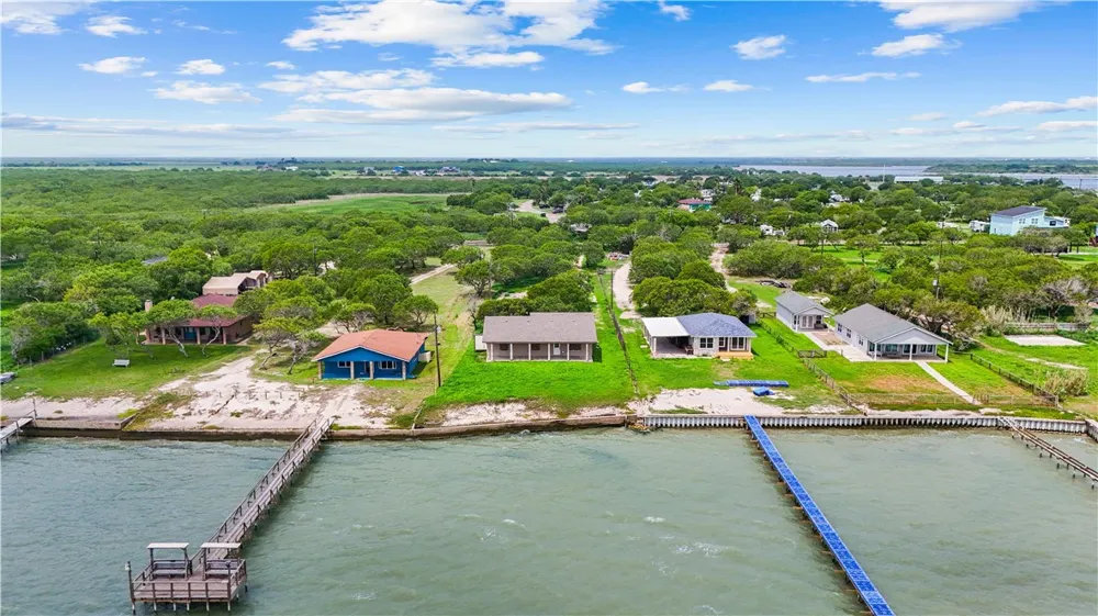 636 S County Road 1150 Riviera, TX 78379