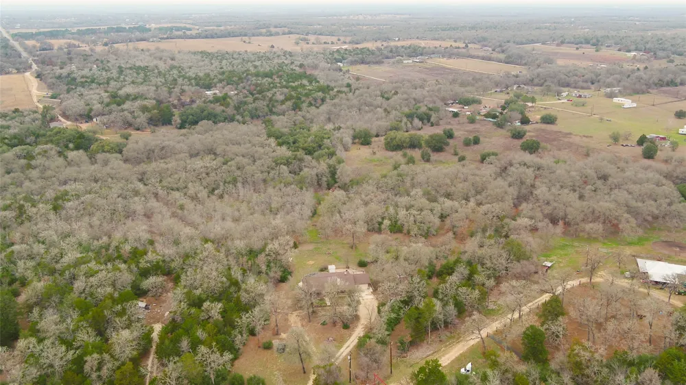 191 Clydesdale Drive Dale, TX 78616