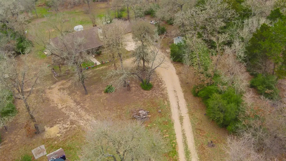 191 Clydesdale Drive Dale, TX 78616