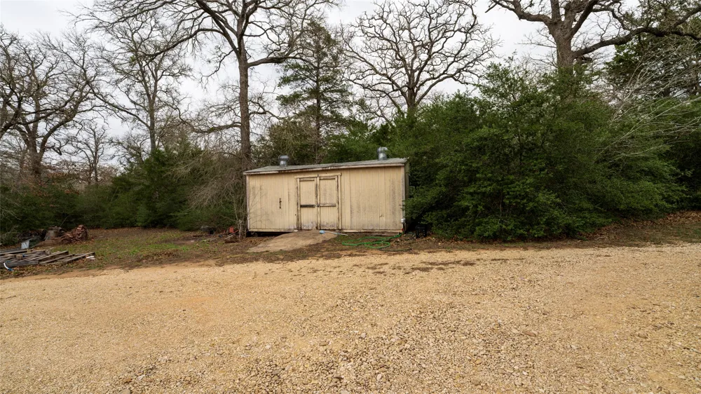 191 Clydesdale Drive Dale, TX 78616