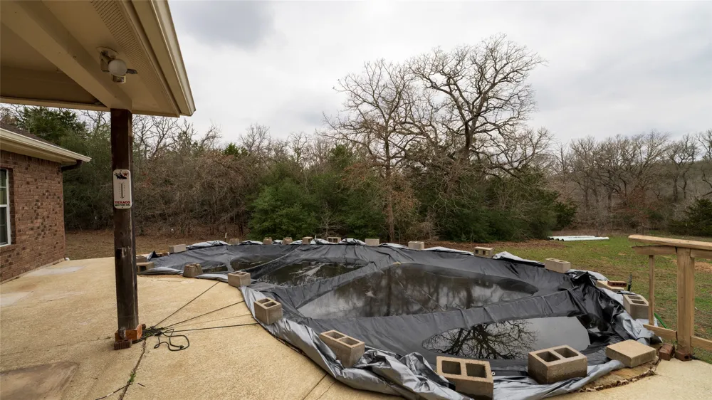 191 Clydesdale Drive Dale, TX 78616