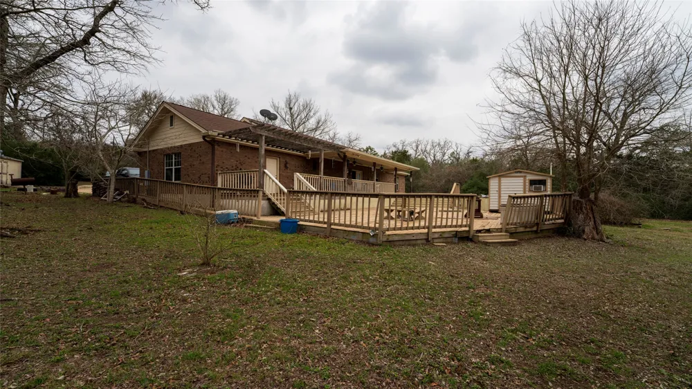191 Clydesdale Drive Dale, TX 78616