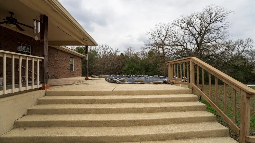 191 Clydesdale Drive Dale, TX 78616