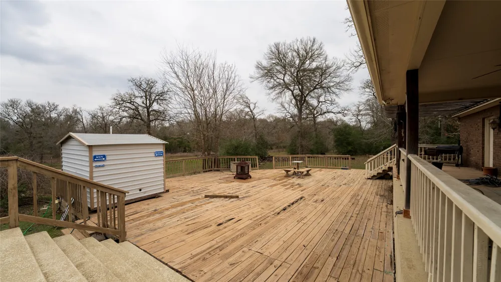 191 Clydesdale Drive Dale, TX 78616