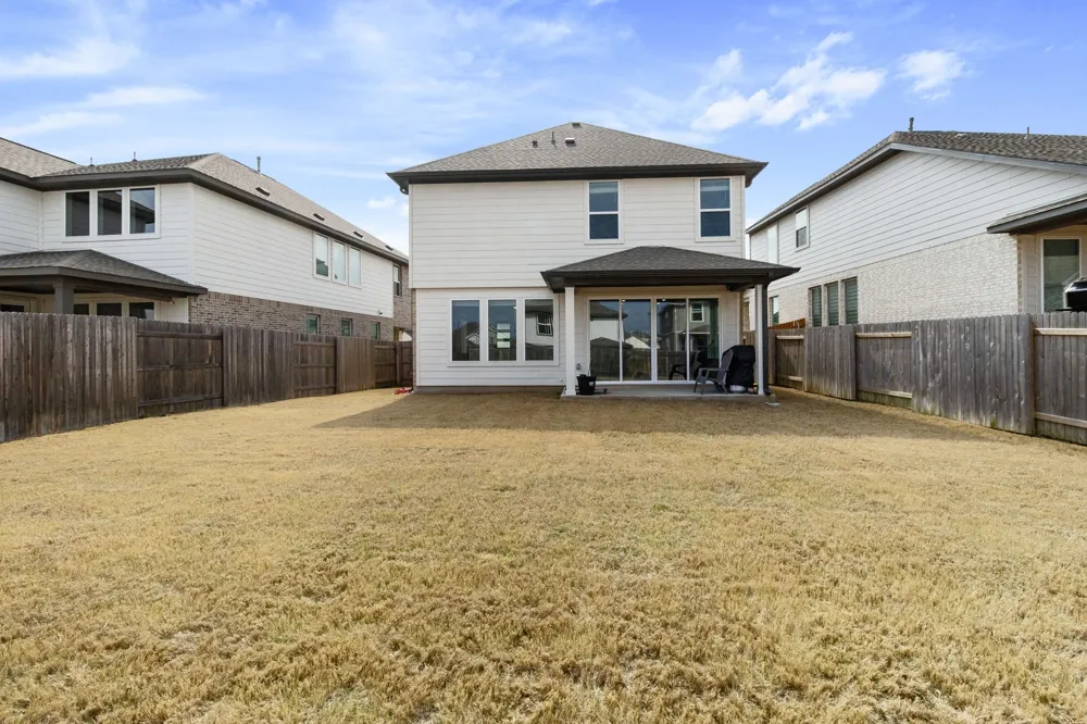 6406 Mallord Brook Bend Buda, TX 78610
