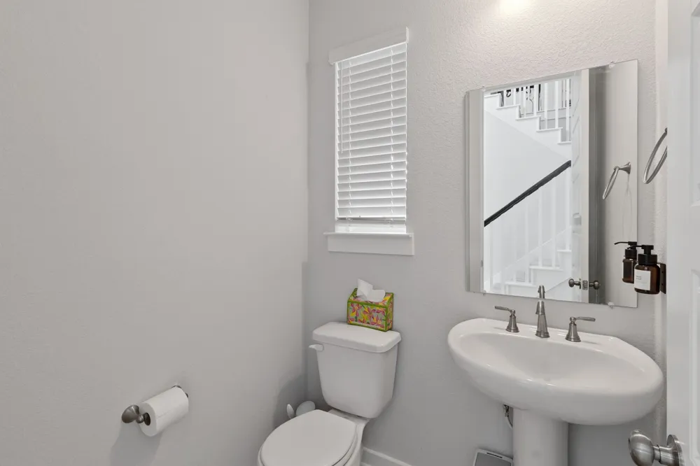 6406 Mallord Brook Bend Buda, TX 78610