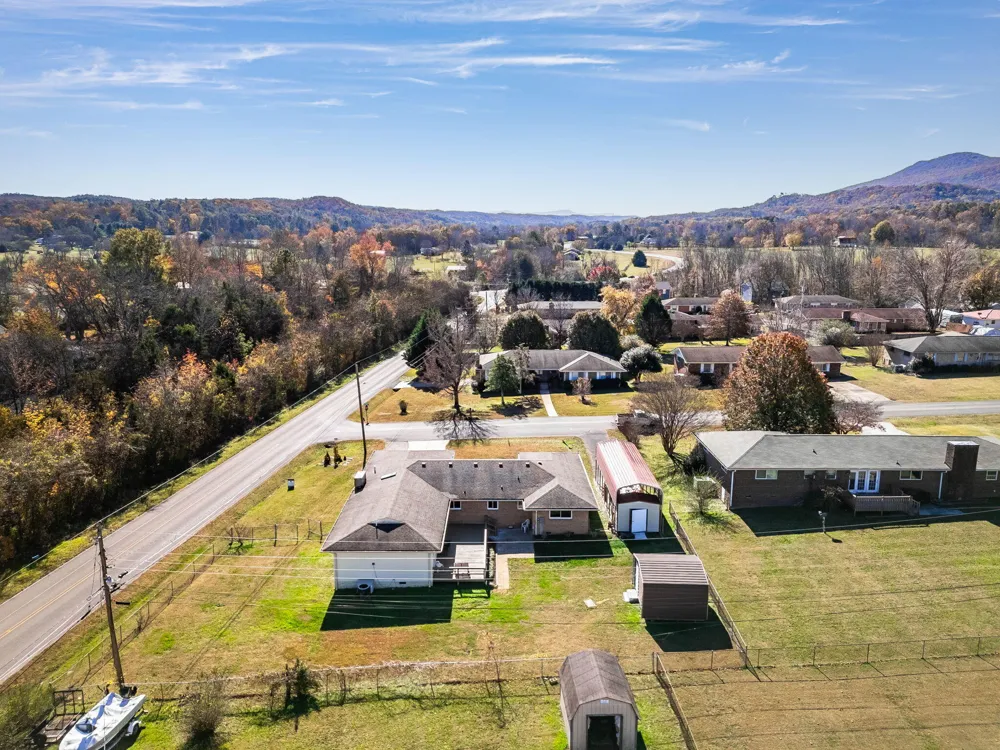 16 Japonica Street Flintstone, GA 30725