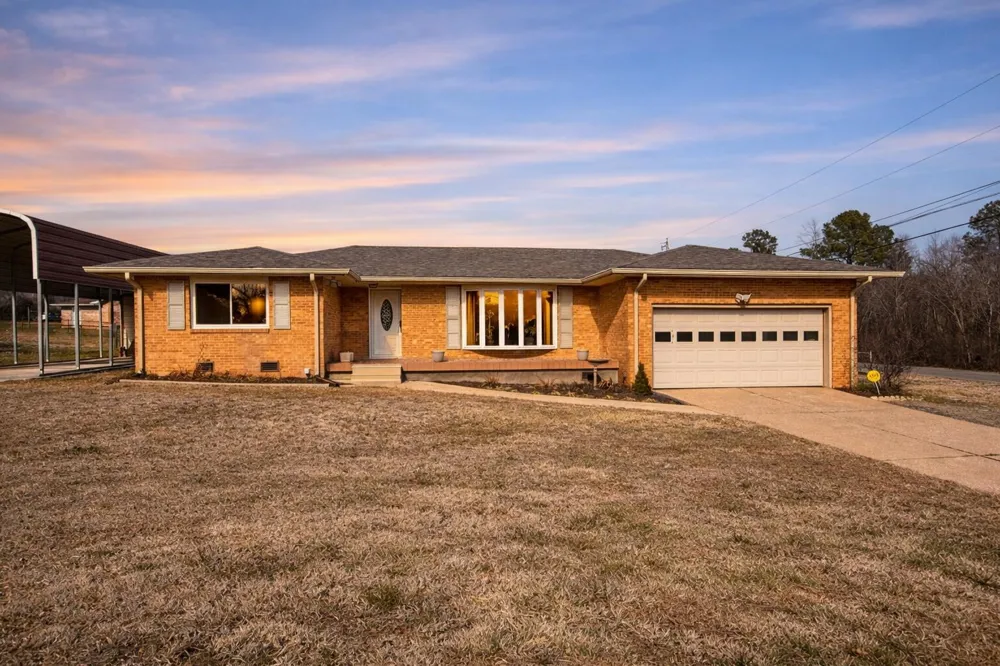 16 Japonica Street Flintstone, GA 30725