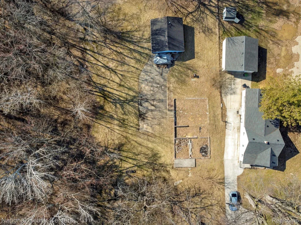 13450 Pardee Road Taylor City, MI 48180