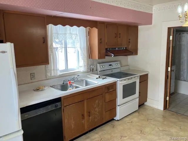 52 Carrington Street Harbor Beach City, MI 48441