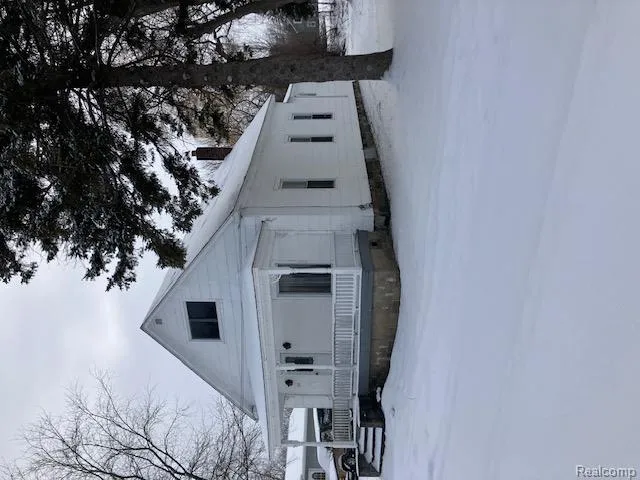 52 Carrington Street Harbor Beach City, MI 48441