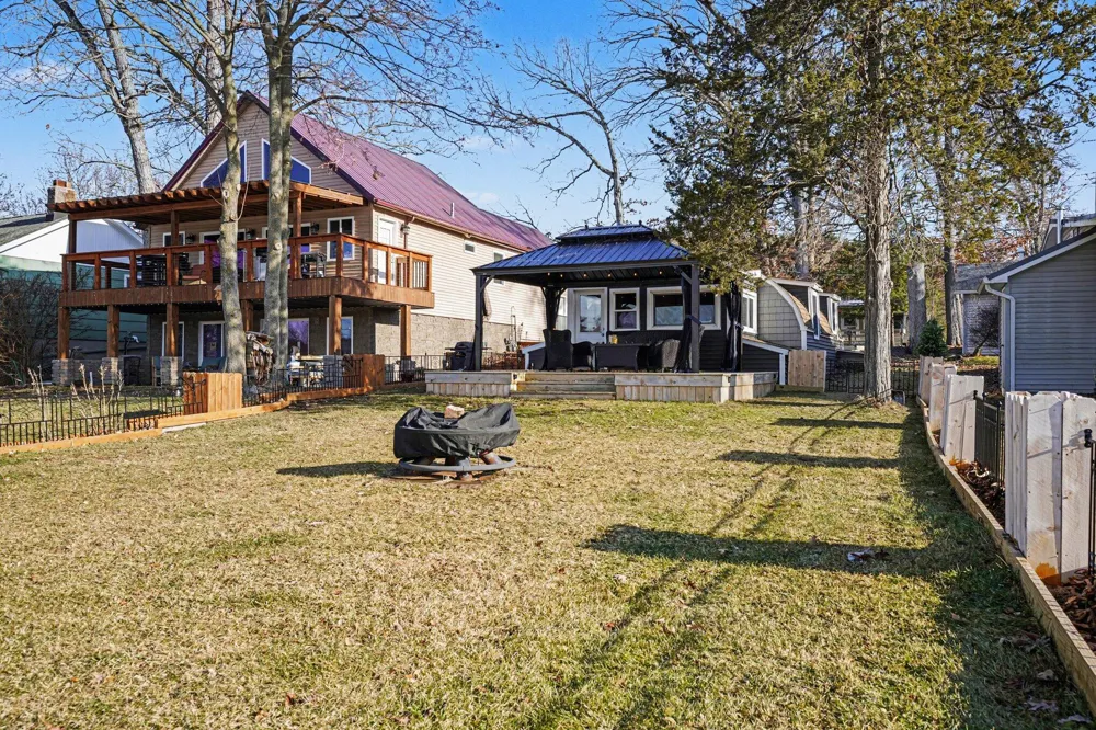 642 Swains Lake Drive Pulaski Township, MI 49237