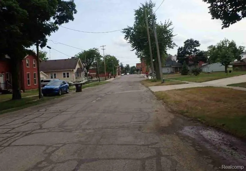 207 Church Street Hudson City, MI 49247
