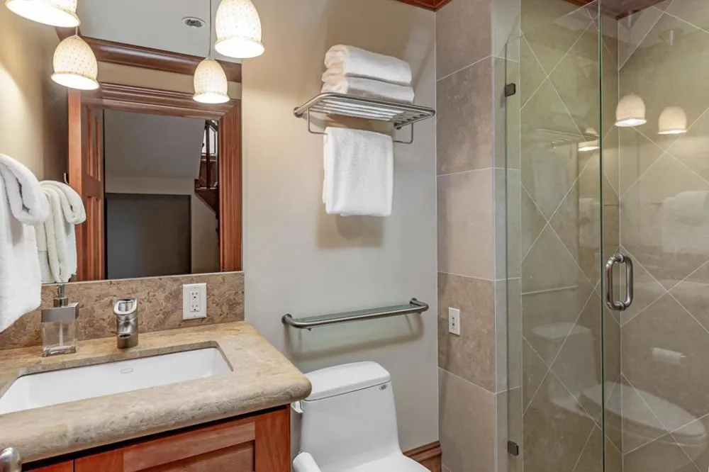 1 Redberry Portola Valley, CA 94028